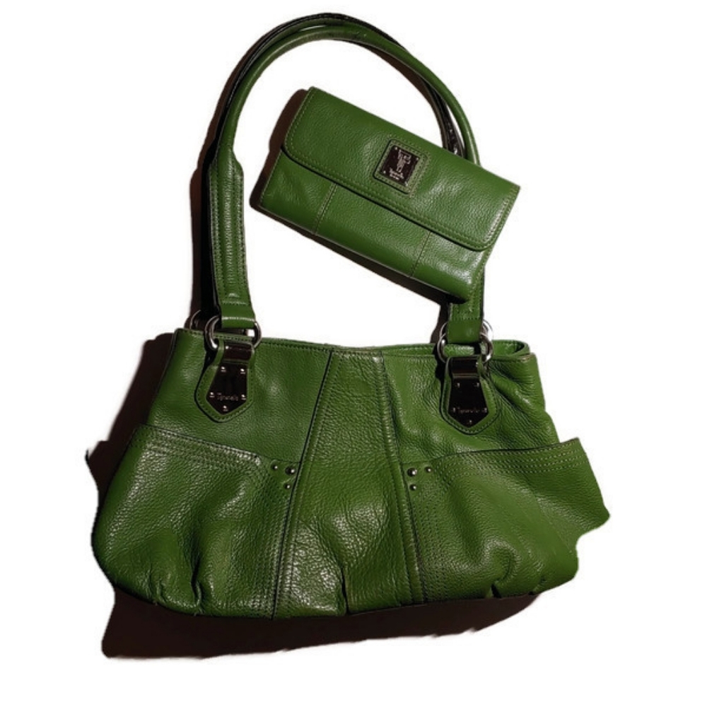 Green Tignanello Leather Purse w/wallet